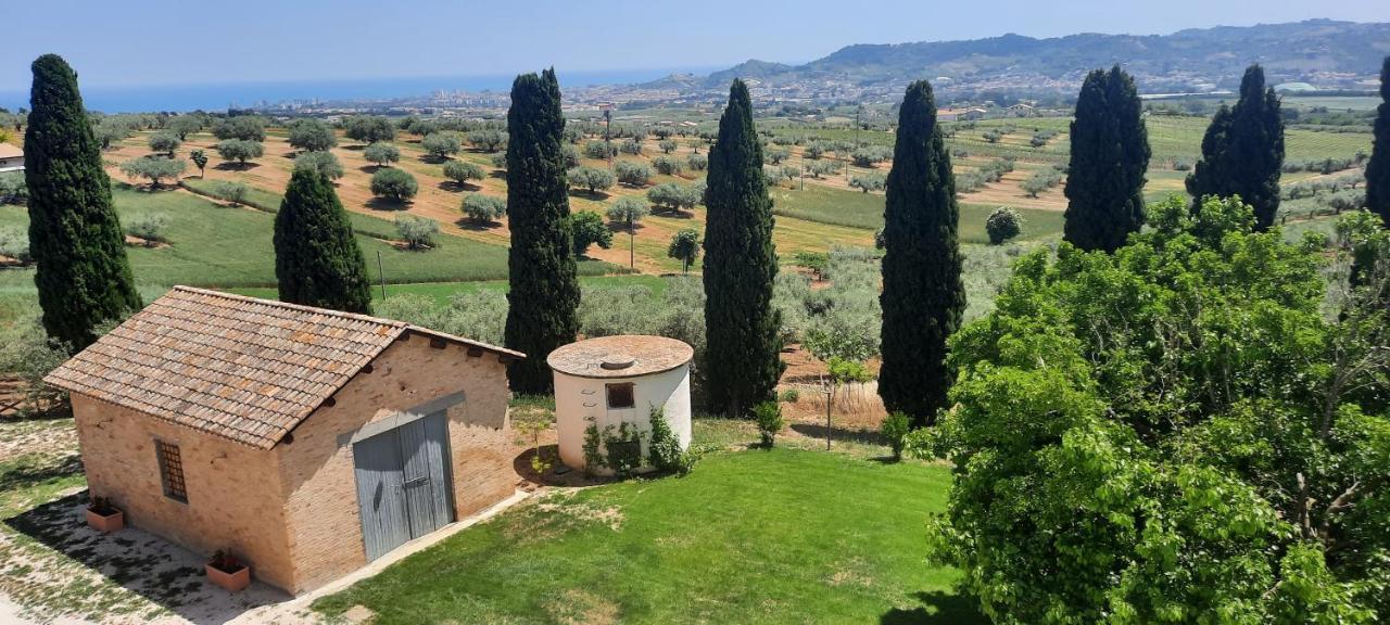 Tenuta Coppa Zuccari Citta Sant'Angelo Luaran gambar